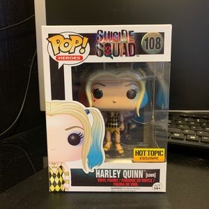 Harley Quinn #108 Funko Pop Hot Topic Exclusive